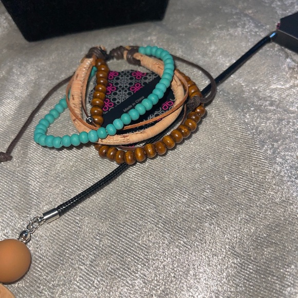 Natural Cork and Bead Necklace - Picture 3 of 3